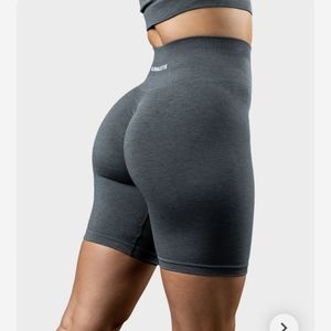 Alphalete Amplify Shorts